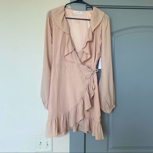 Lani the label - Amanda Stanton brand- Brand new rose pink wrap tie dress Size S